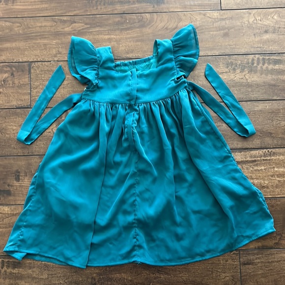 EUC Edgehill Emerald and Gold Smocked Dress - Picture 2 of 2